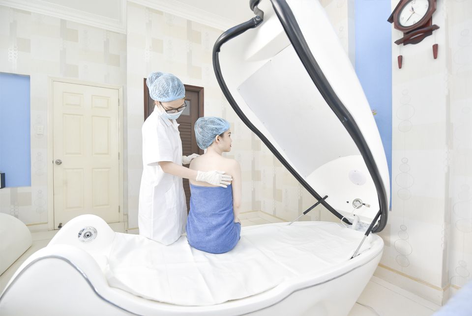 Tắm trắng phi thuyền tại Venice Spa Phan Thiết